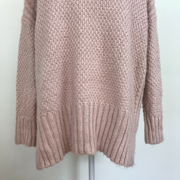 Jennifer Lopez Pink Chunky Knit Cowl Neck Sweater - Picture 6 of 7